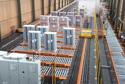 Logistique de palettes automatisée jusqu’au chargement des camions