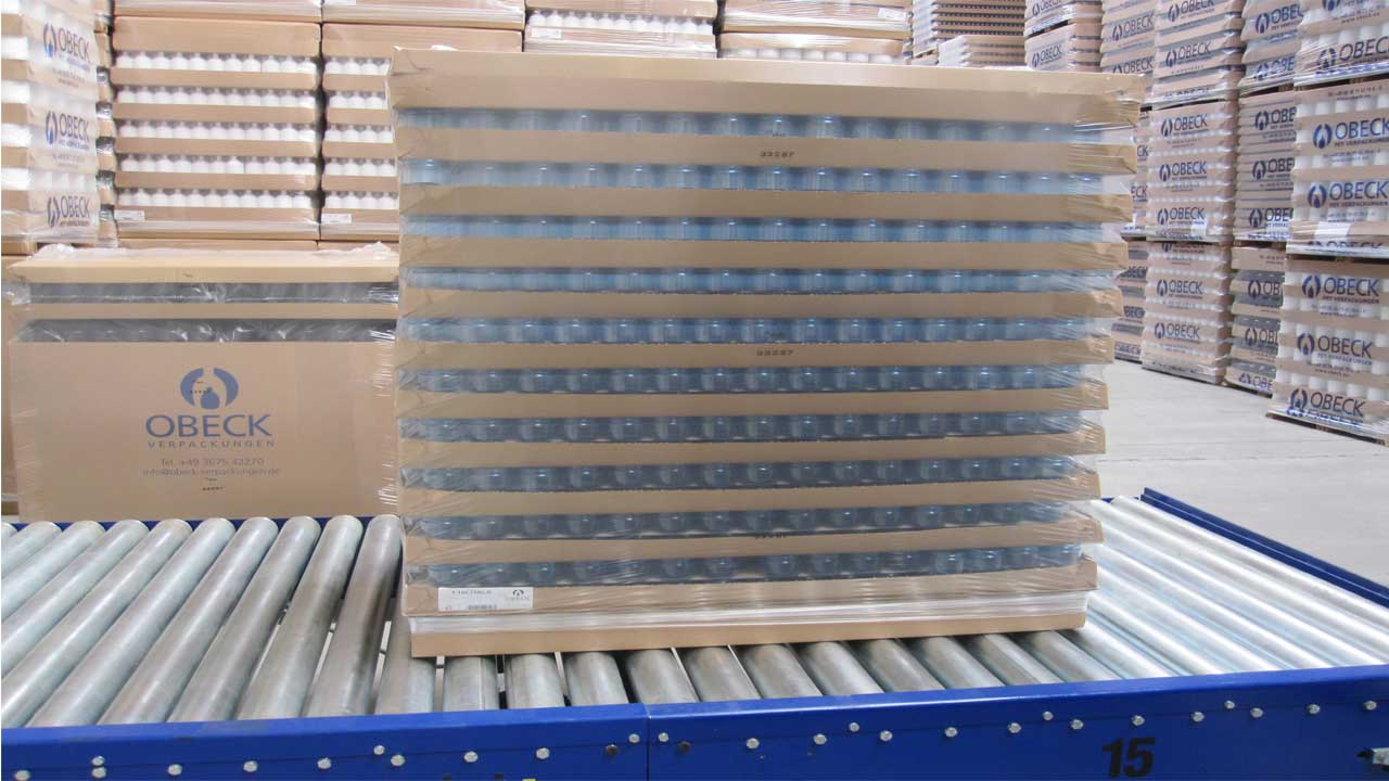 Roller conveyors are stationary pallet conveyor systems for almost all applications, pallet formats and pallet handling